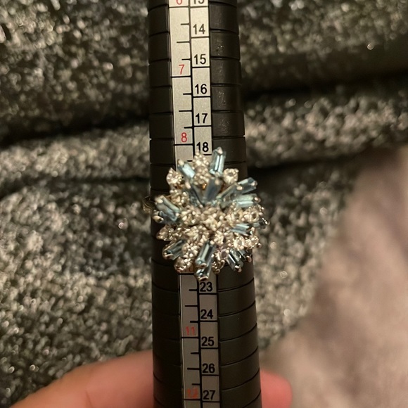 Ring - Picture 1 of 3